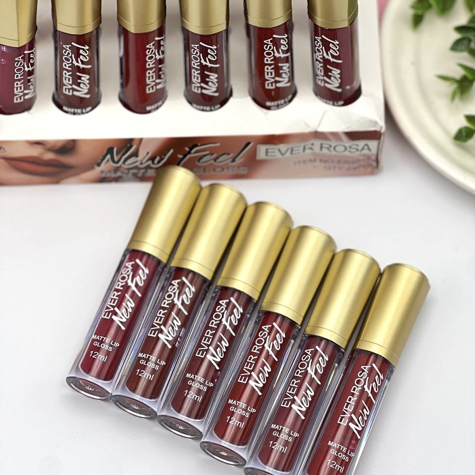 رژ لب مایع سر طلایی Ever Rosa