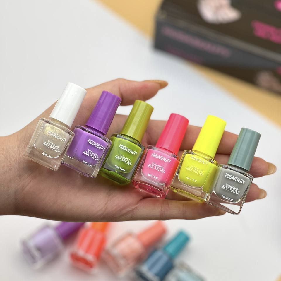لاک هدی بیوتی HUDA BEAUTY
