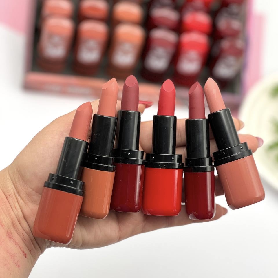 رژ لب جامد لارن LAREEN 12 رنگ