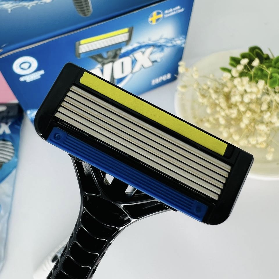 ژیلت شش تیغ لوکس LEVOX