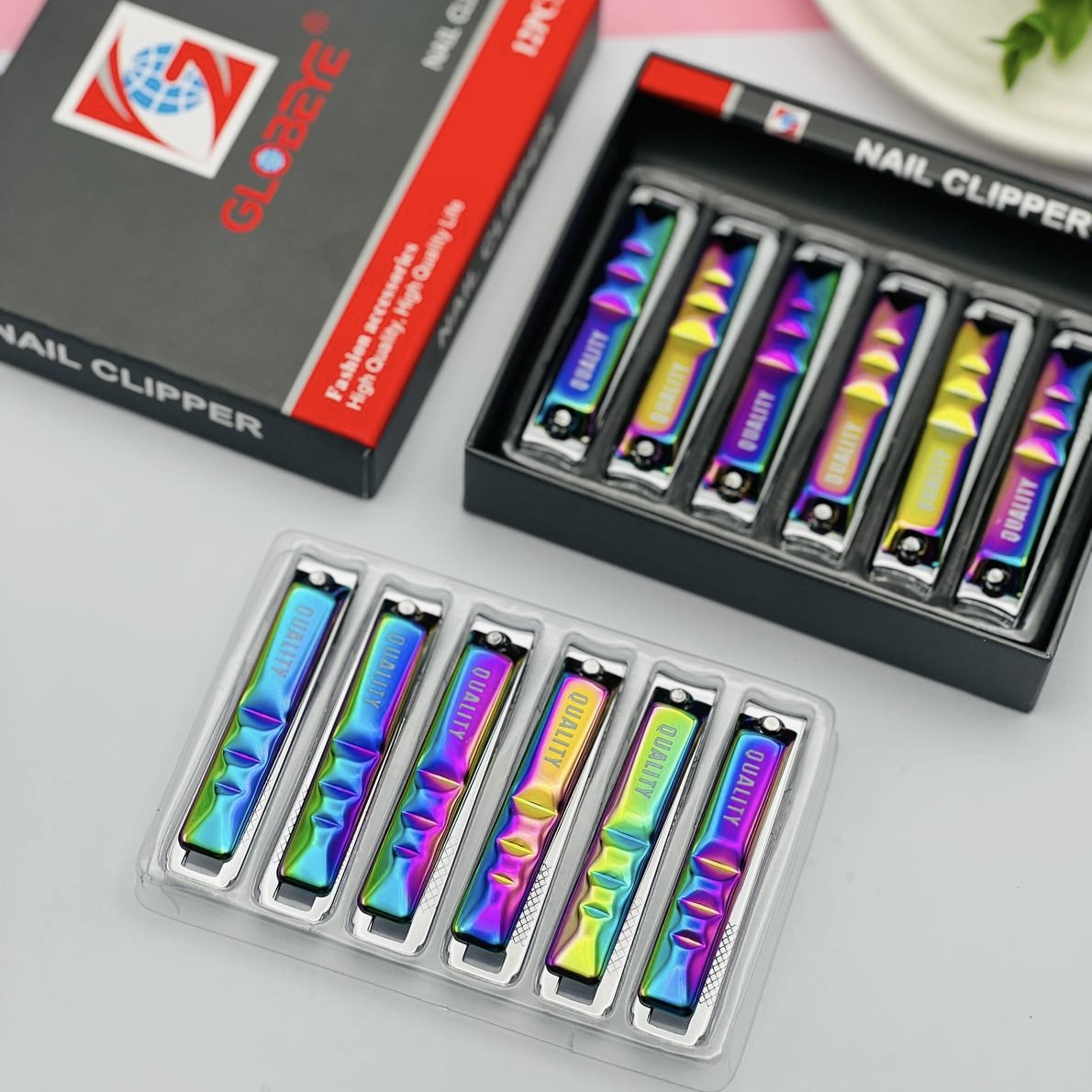 ناخن گیر هلوگرامی