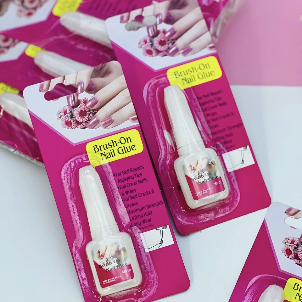 چسب ناخن لاکی