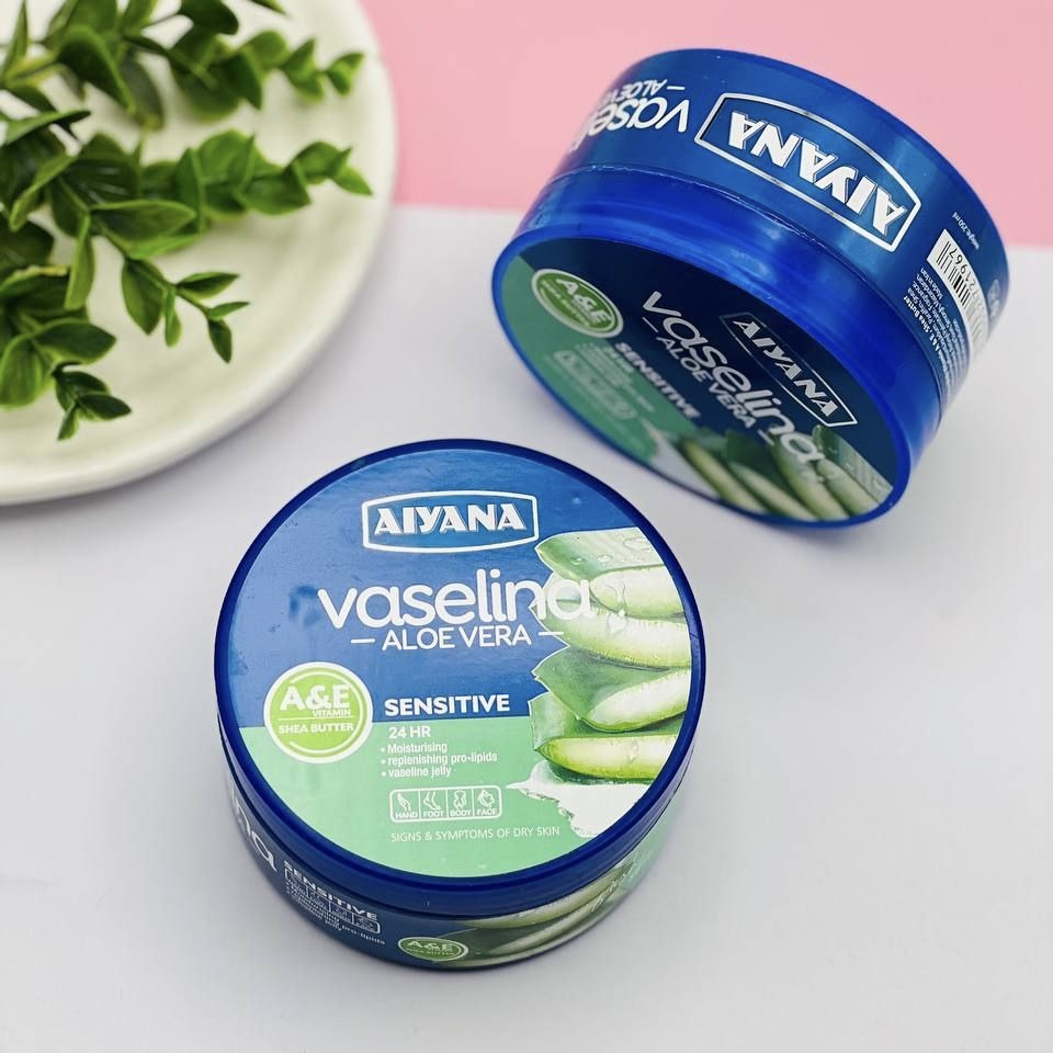 وازلین آیانا AIYANA