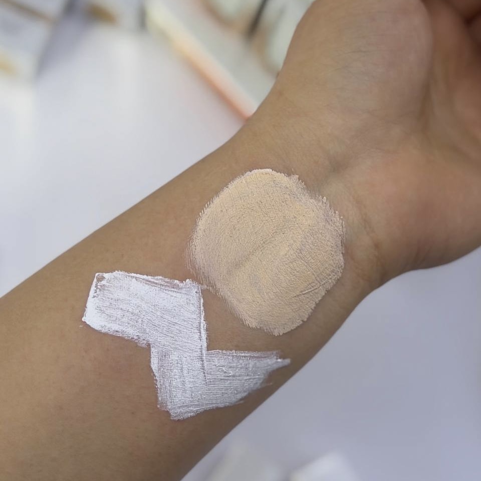 کرم پودر استیکی چنچ کالر OLIBOLLA اولیبولا